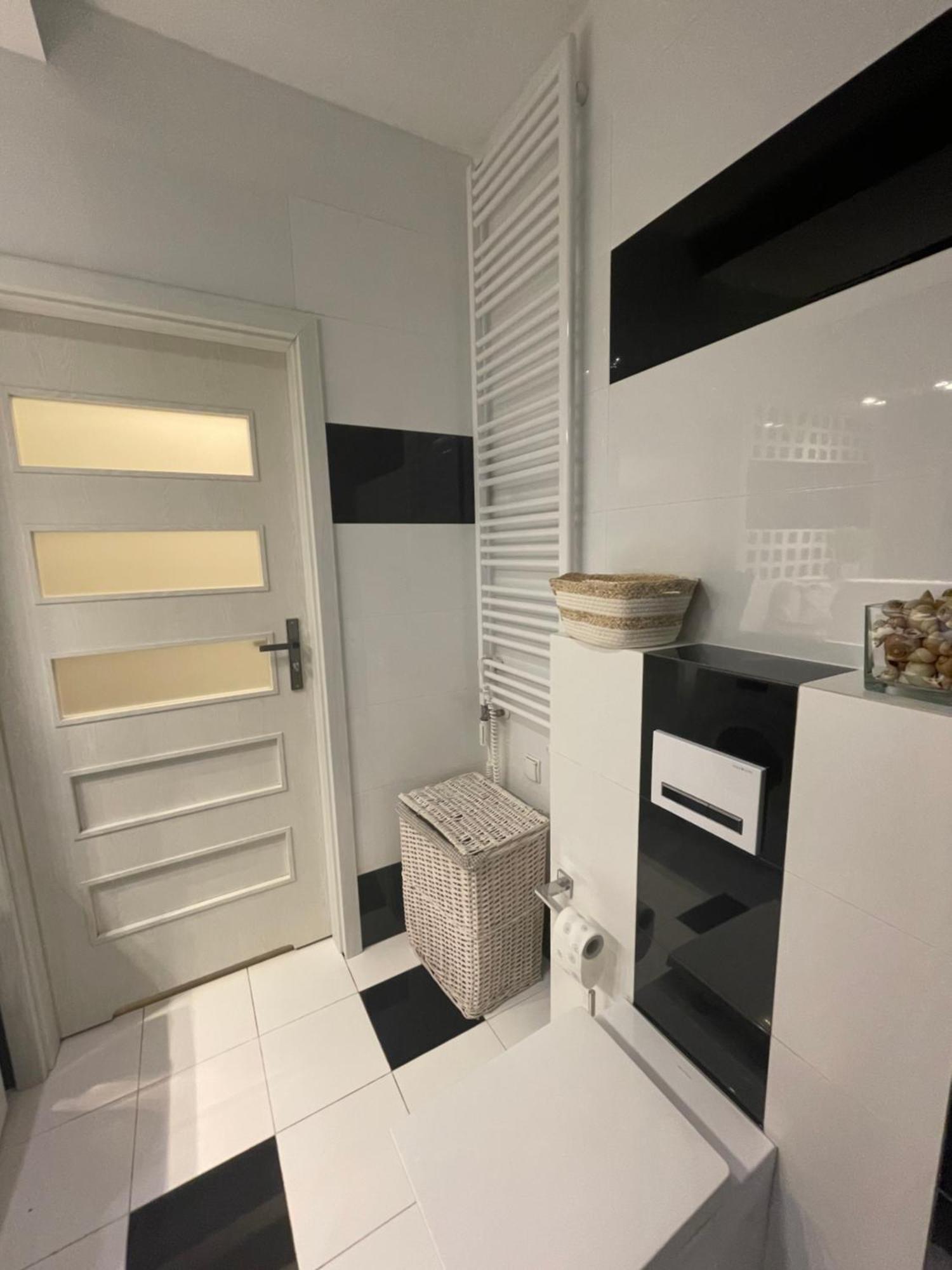 Boznicza Modern Apartment, Self Check-In 24H, Free Parking Познань Экстерьер фото